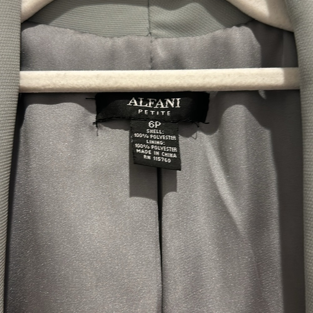 Alfani Blazer Size 6P - Picture 2 of 6